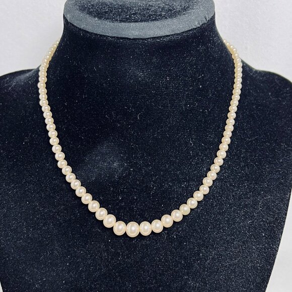 Unbranded Jewelry - Vintage Dainty Graduated Faux Pearl Choker Necklace (5327)